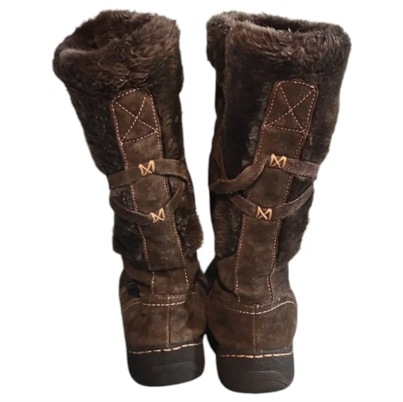 Womens' Eventure Bare Traps Stay Dry System Faux Fur Flat Boots - Picture 5 of 10